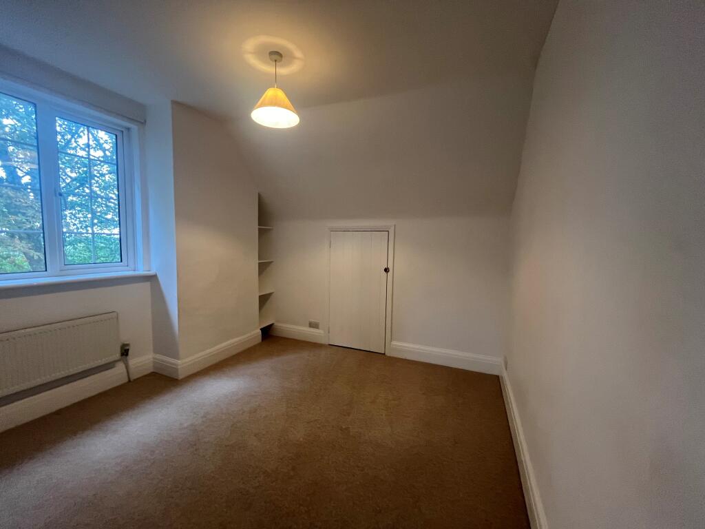 House in Canterbury - More