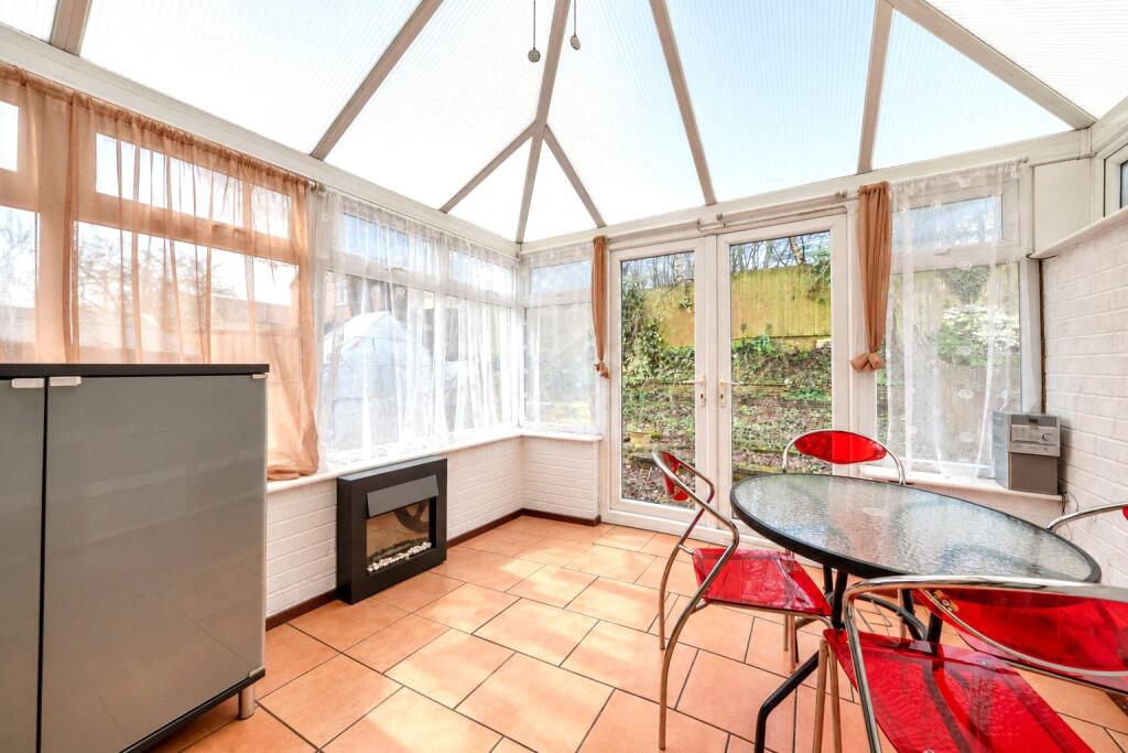 House in Nottingham - View 5