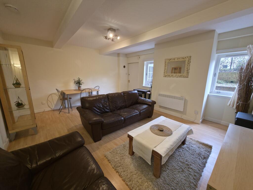 Main image of property: Dorset Square, Glasgow, G3 7LL