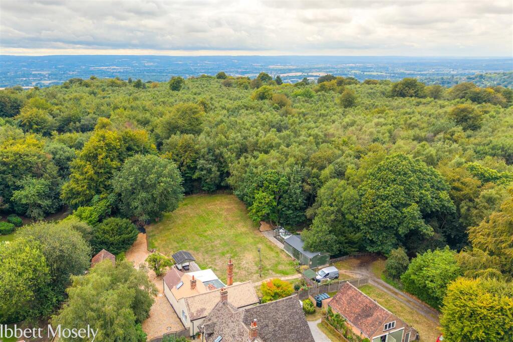Main image of property: Toys Hill