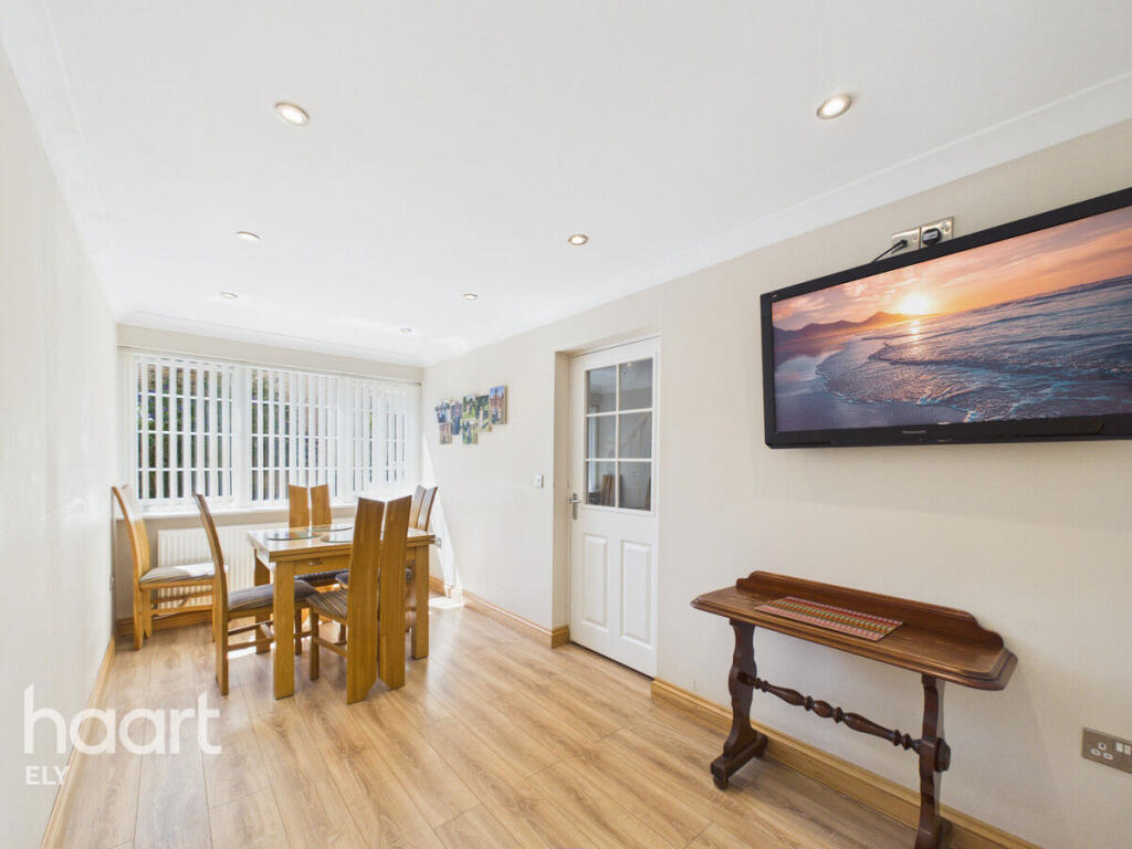 House in East Cambridgeshire, Soham - View 3