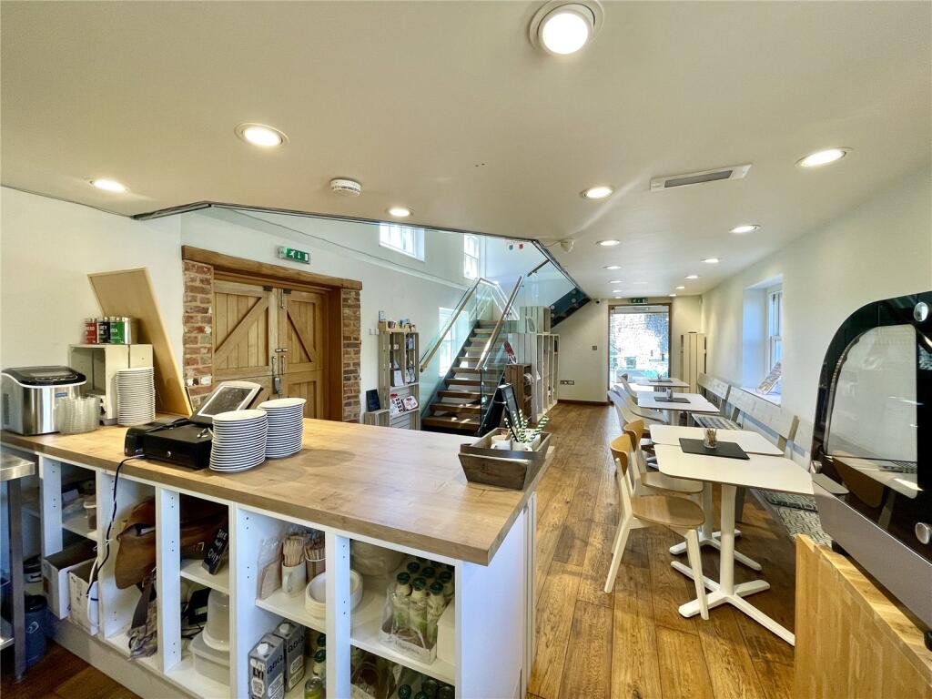 House in Brighton - View 4