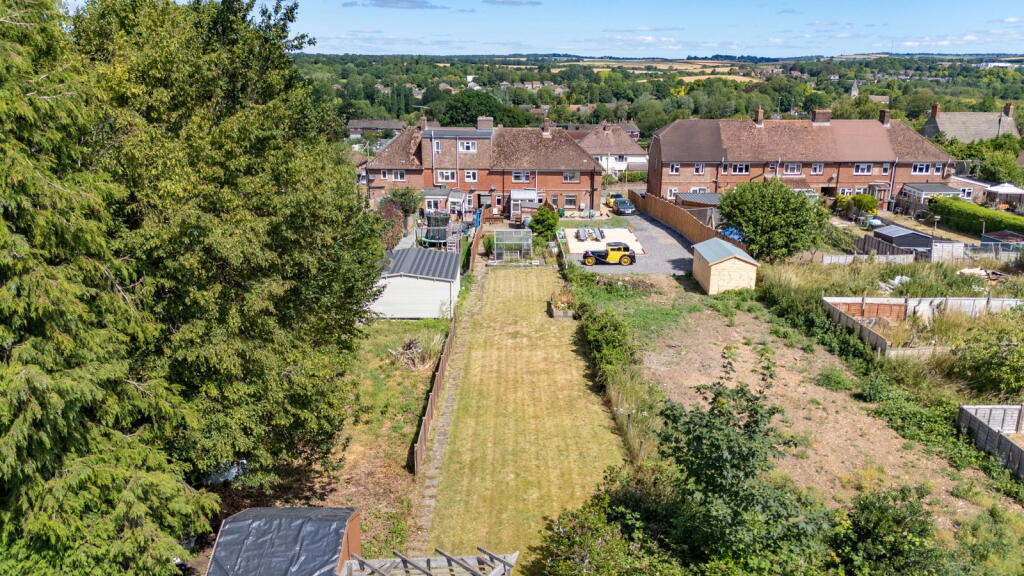 Dellands, Overton, Basingstoke, RG25 3LD - View 2