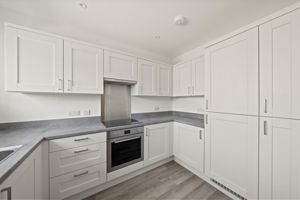 House in Kingston upon Thames - View 4