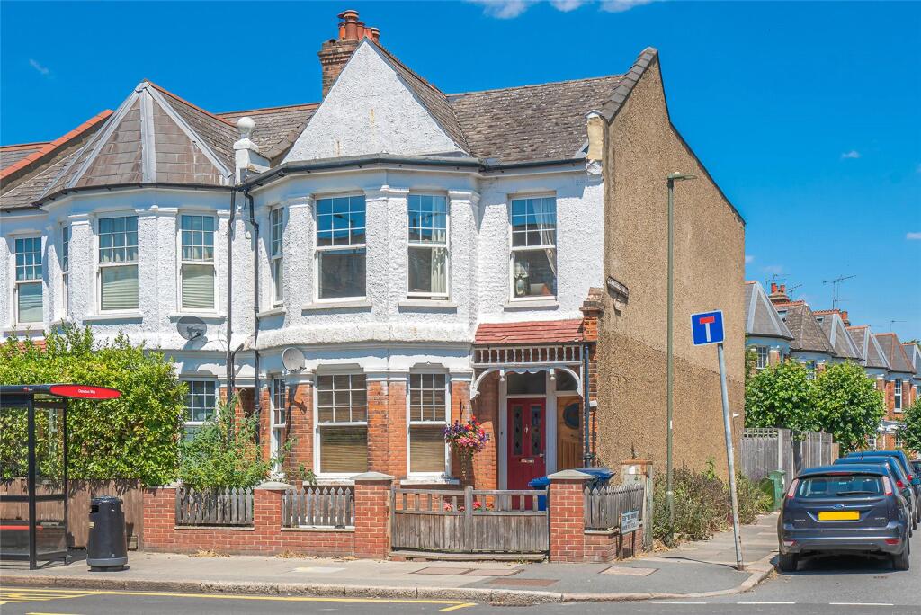 Main image of property: East End Road, London, N2