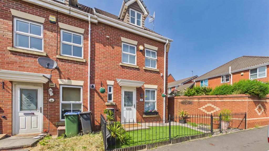 Main image of property: 9, Elbow Street, Cradley Heath, Sandwell, B64 6JP