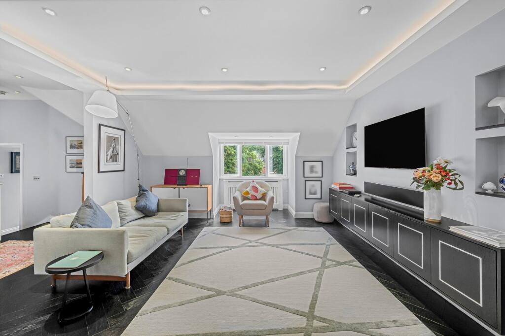 Apartment in London - View 2