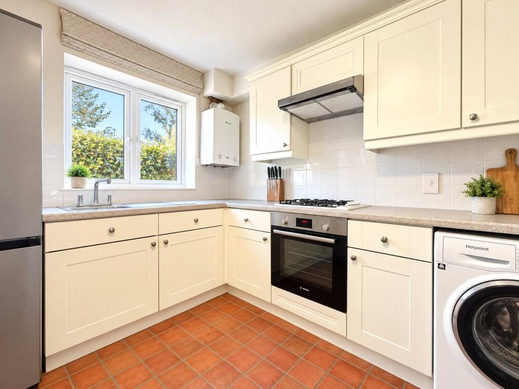 House in Waverley, Fairfield, Farnham - View 5