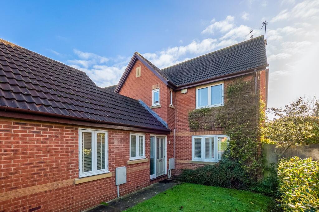 Main image of property: Blenheim Close, Bidford-On-Avon, B50