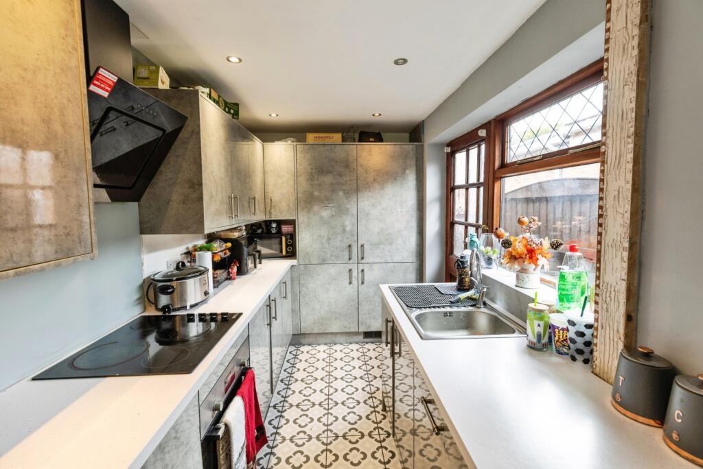 House in Gwersyllt, Wrexham - View 4