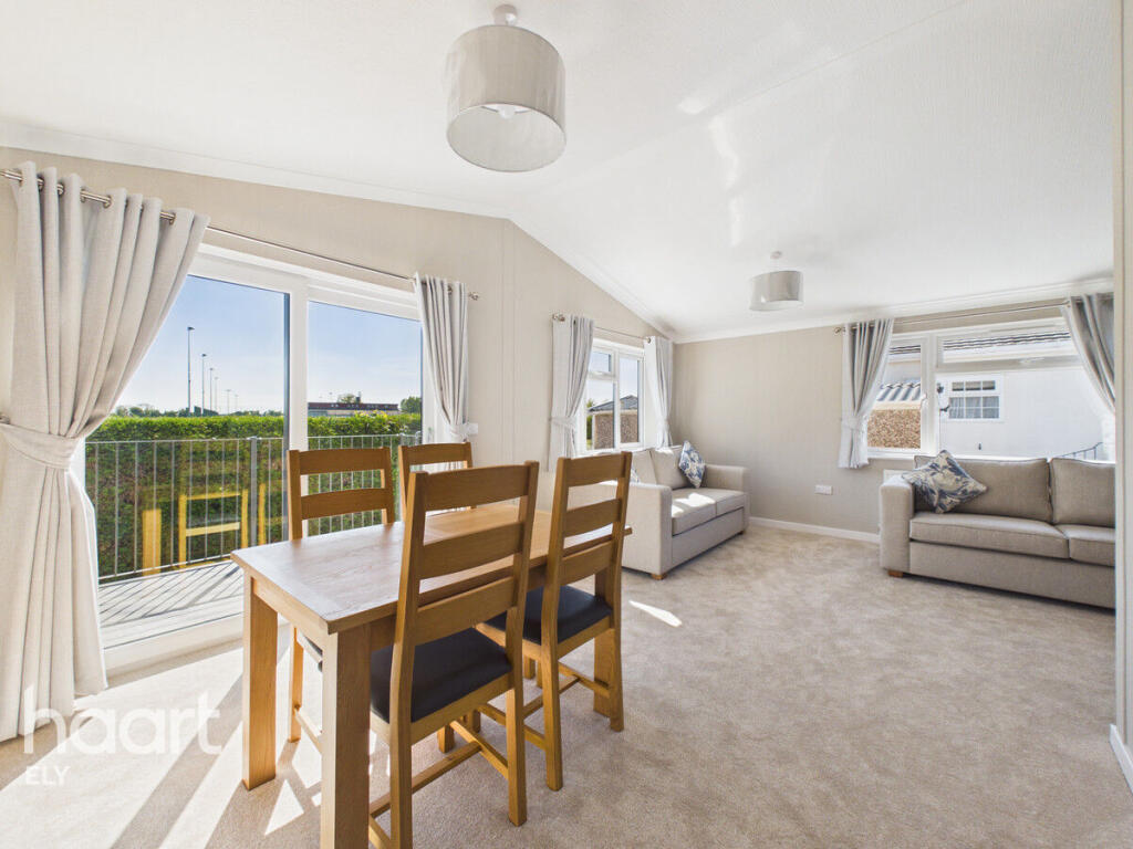 House in Cambridge - View 4