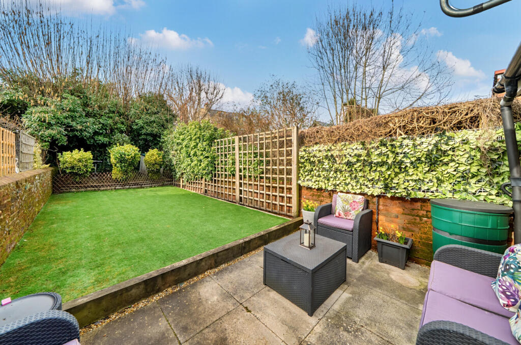 House in Southampton - View 2