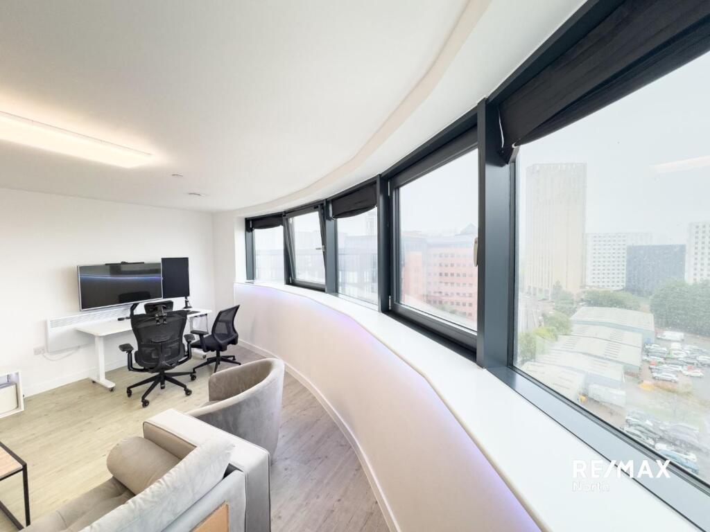 Apartment in Manchester - More