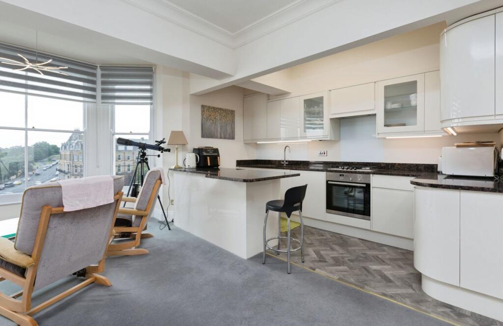 Apartment in York - More