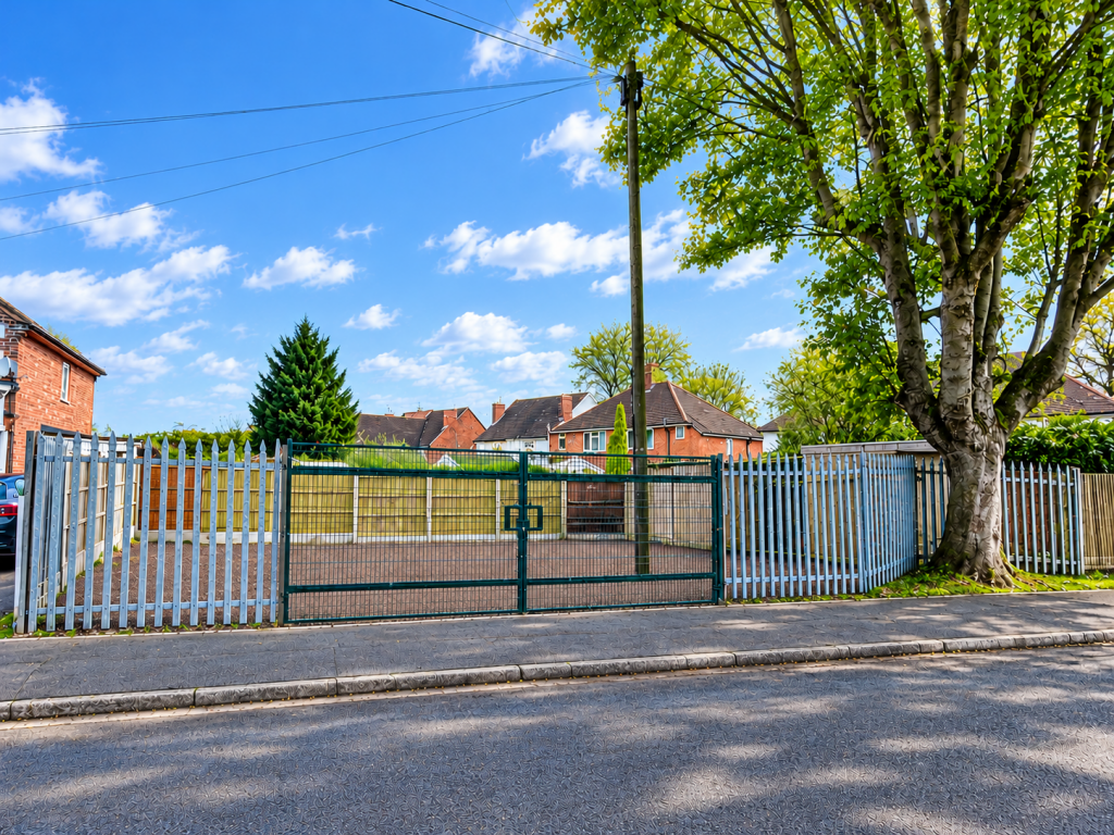Land on the North Side of 6 School Avenue, Brownhills, Walsall, West Midlands, WS8 6AG