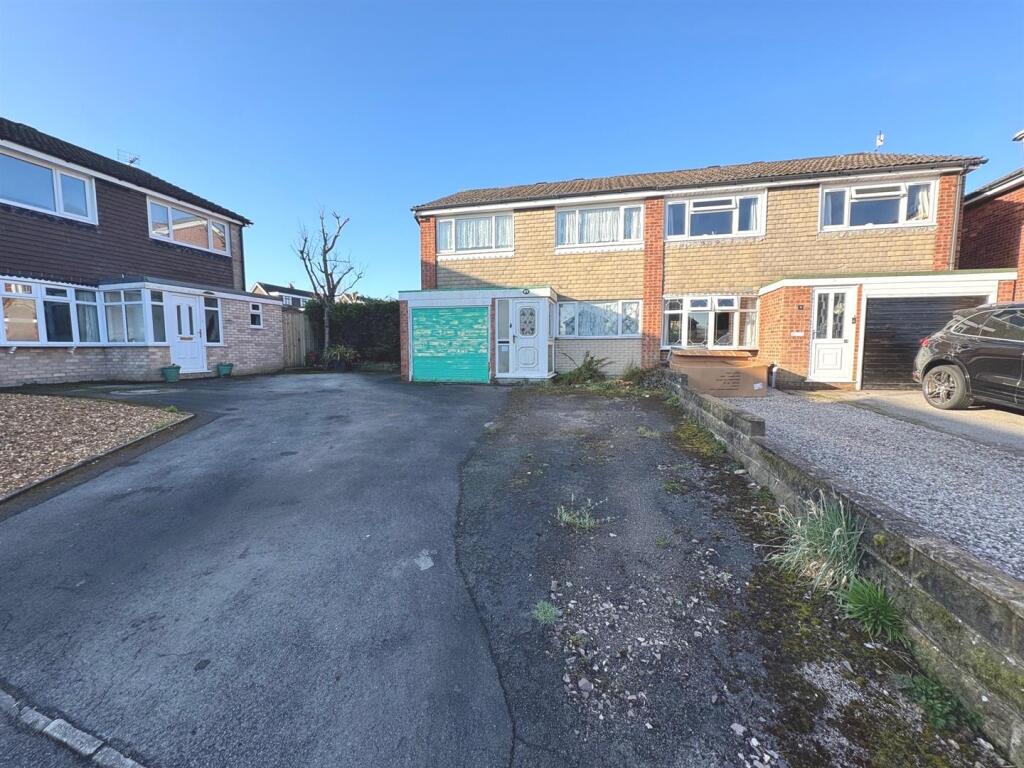 Main image of property: Rochford Close, Leek