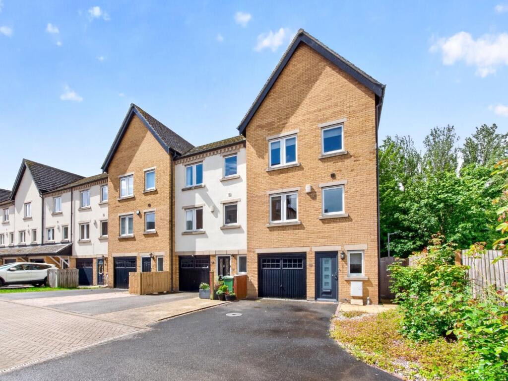 4-bed house on William Court, Blue Bridge Lane, York, £475,000