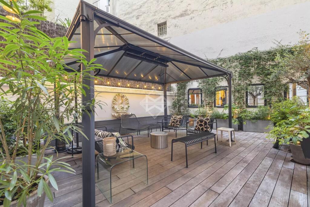 Main image of property: France