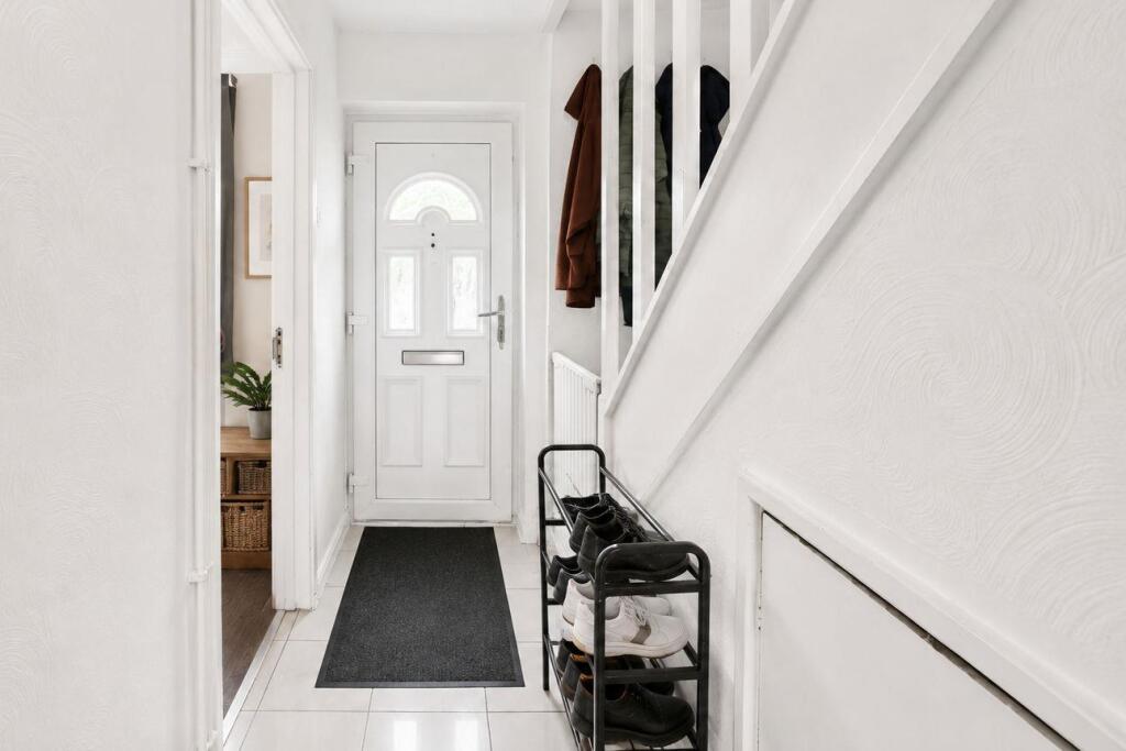 House in Harlow, Hare Street - View 3