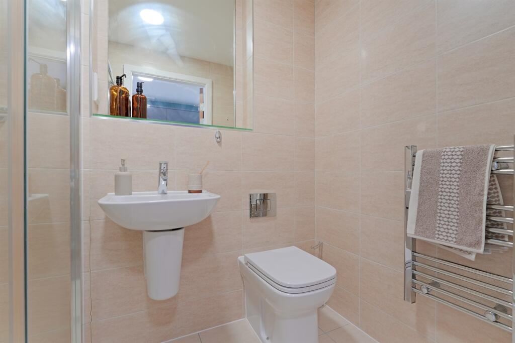 Apartment in Sheffield - View 5