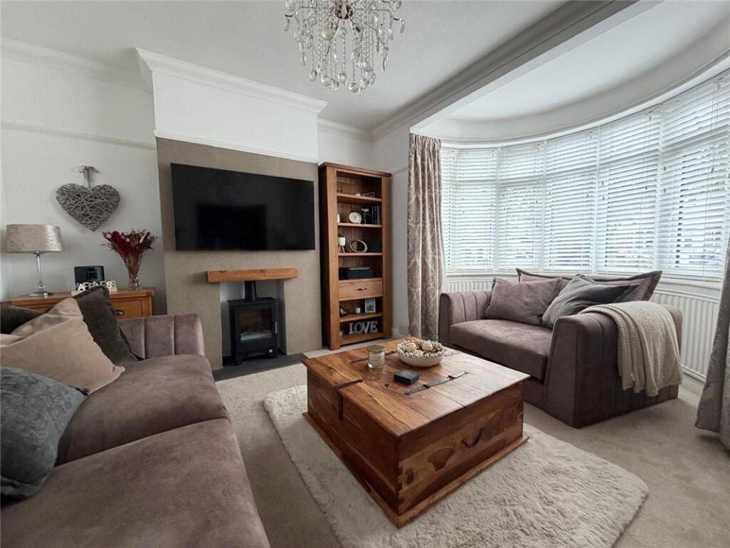 House in Bromley - View 5
