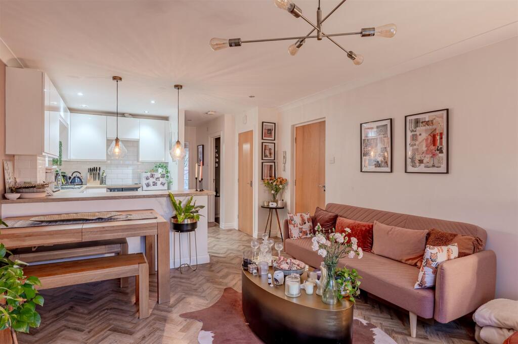 Apartment in York - View 3