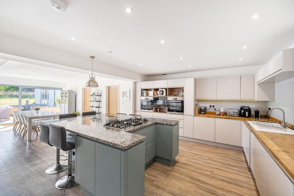 House in Butleigh, Somerset - View 4