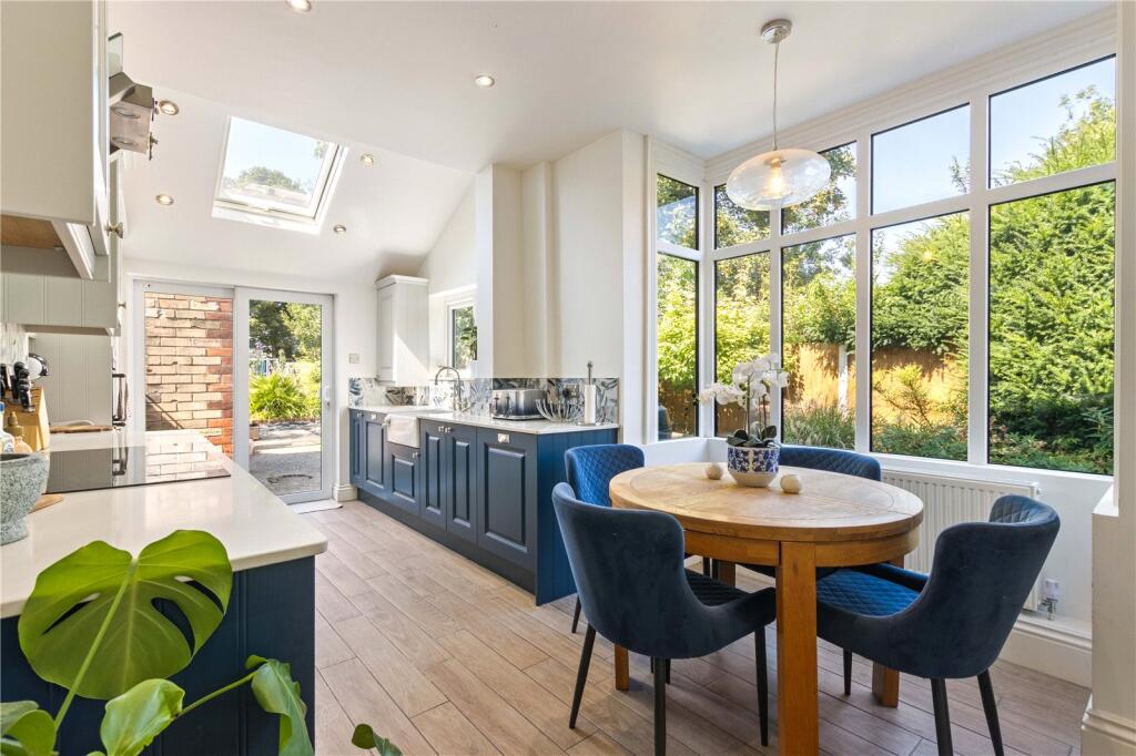 House in Grimsby, Scartho - More