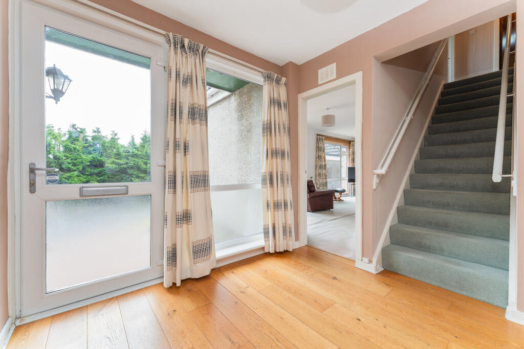 House in Cumbernauld, Kildrum - View 2
