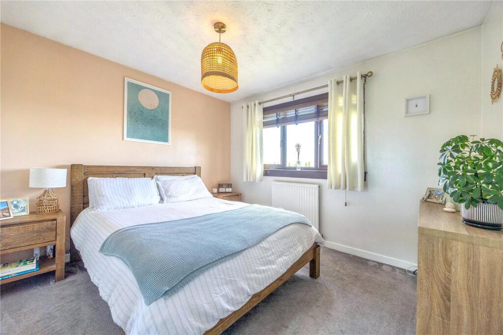 House in Laurieston, Falkirk - More