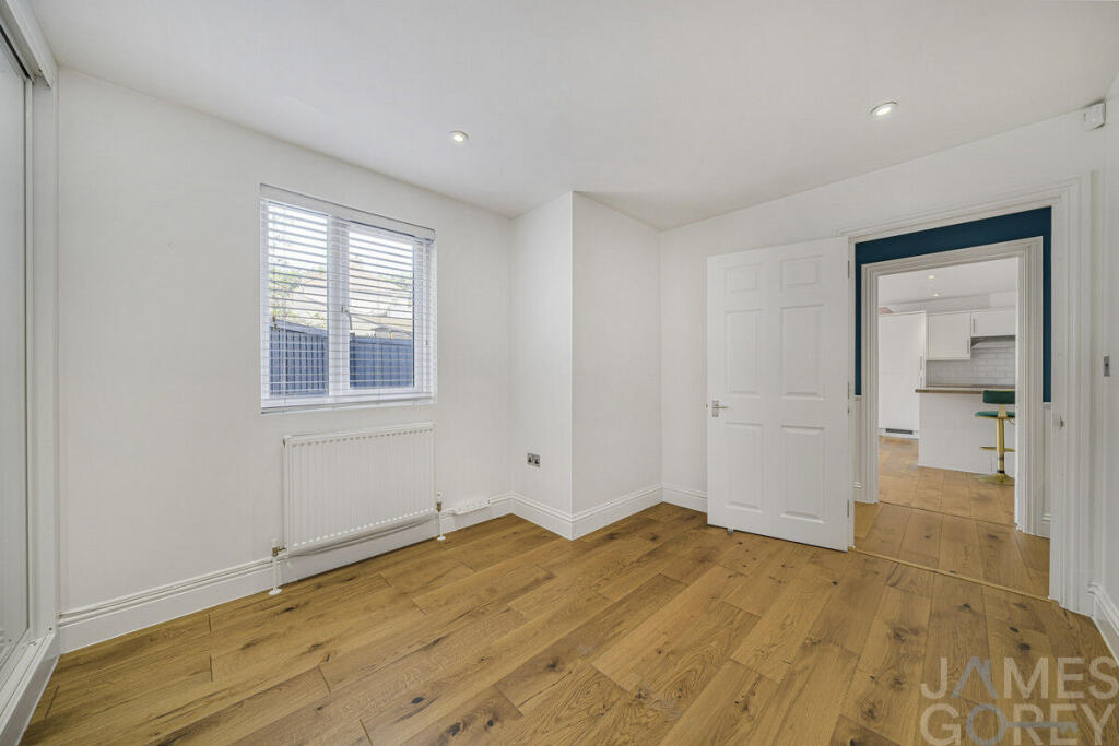 Apartment in London - More
