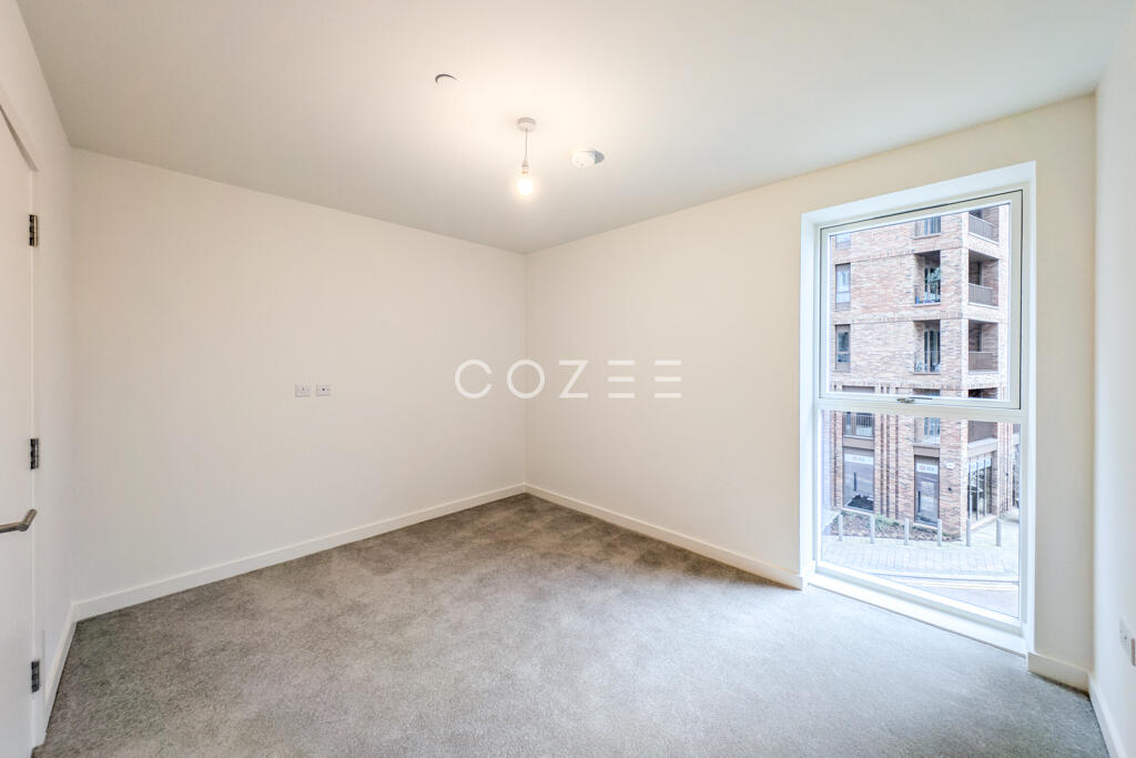 Apartment in London - View 5
