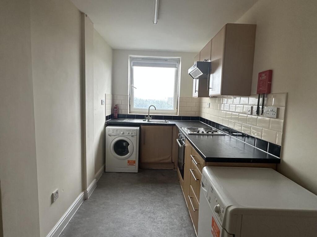 Apartment in Liverpool, Everton - View 3