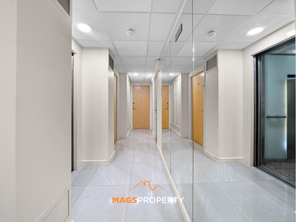 Apartment in Liverpool - More