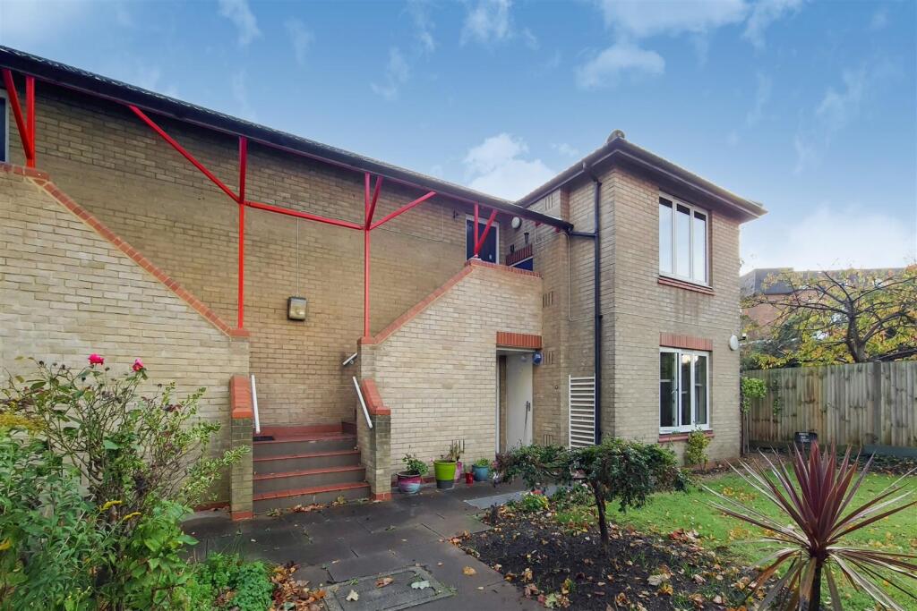 Main image of property: Grimwood Road, Twickenham