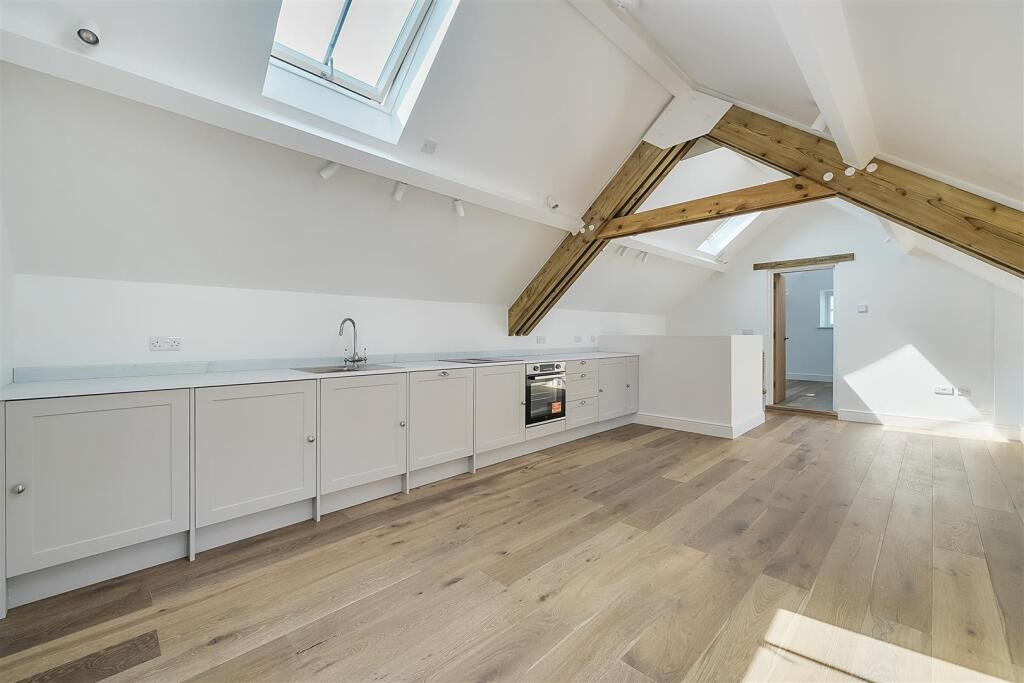 House in Dorchester - View 2
