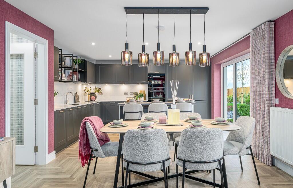House in Jackton, South Lanarkshire - View 3
