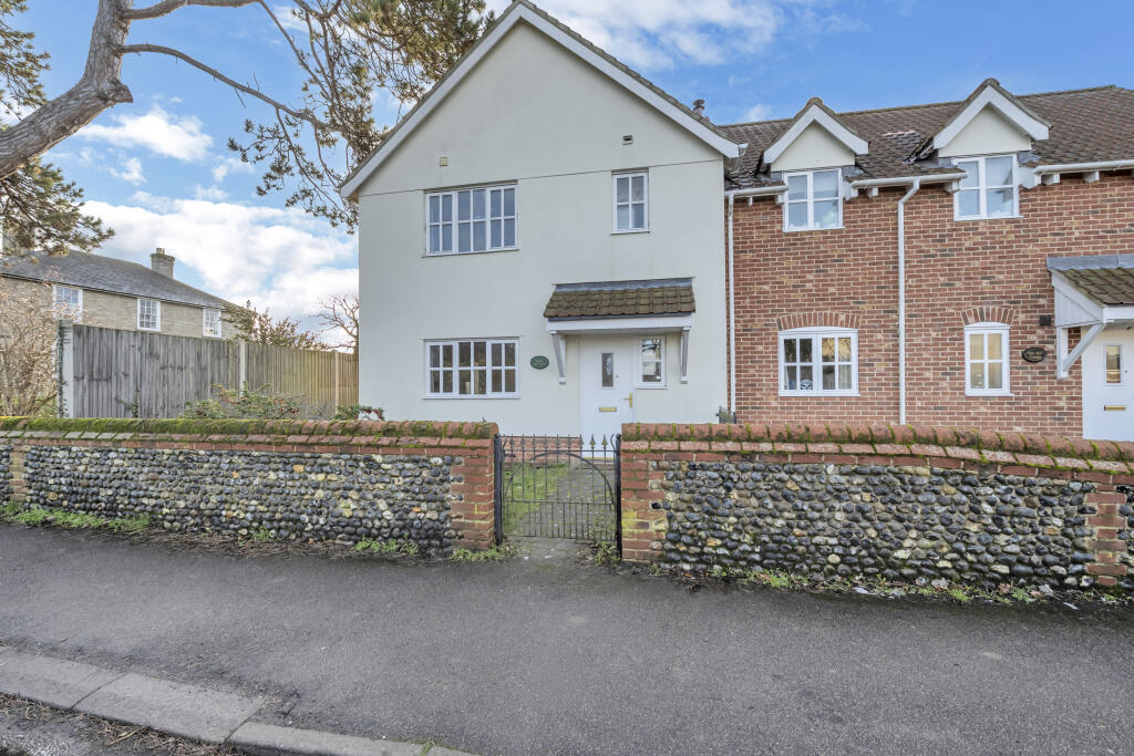 Main image of property: The Street, IP31