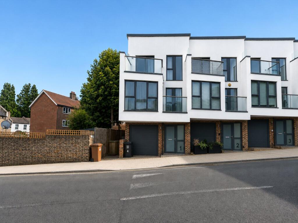 Main image of property: Dermody Road, London, SE13