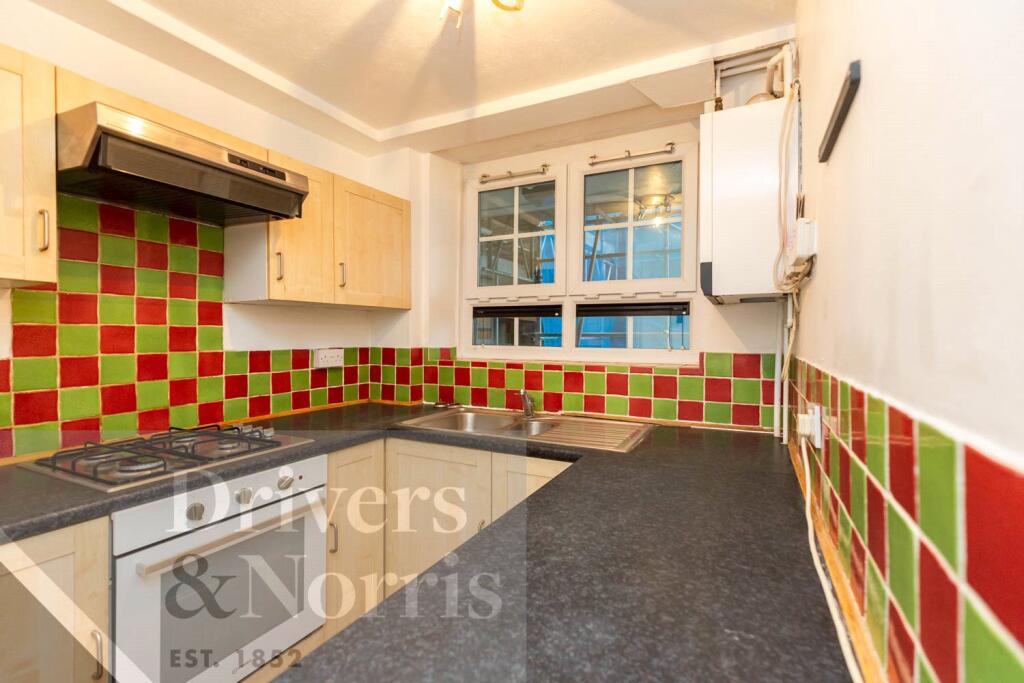 Apartment in London - View 6