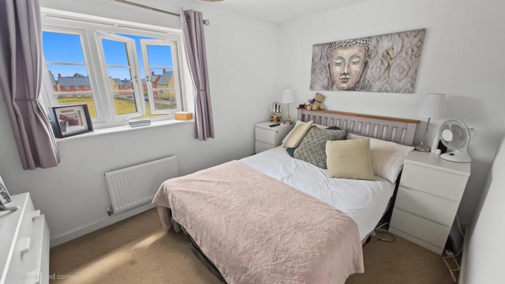 House in Roade, West Northamptonshire - View 5