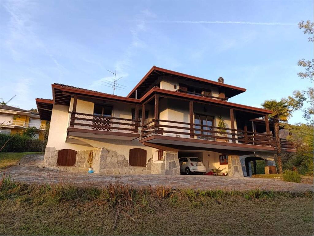 Main image of property: Piedmont, Verbano-Cusio-Ossola, Arizzano
