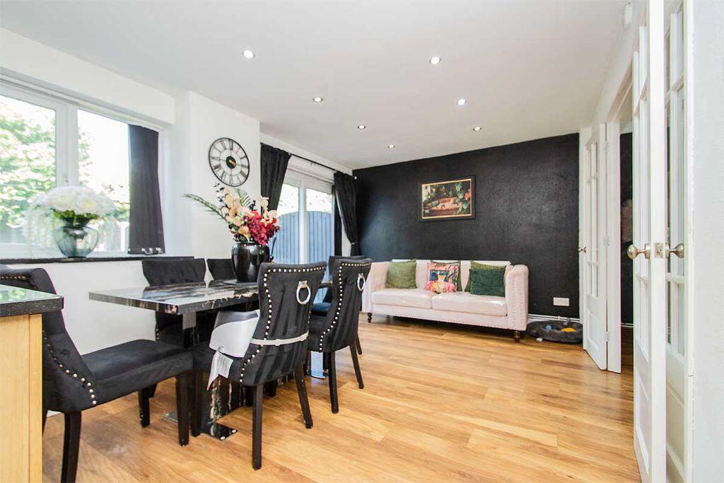 House in South Staffordshire, Great Wyrley - View 5