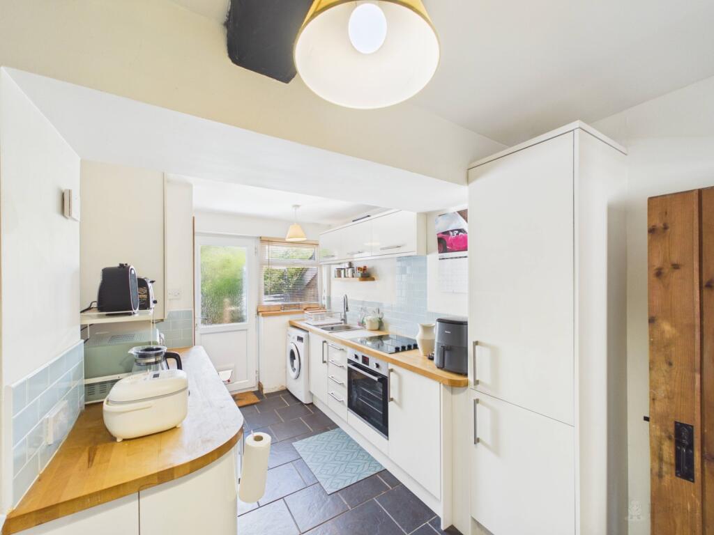 House in Taunton - View 5