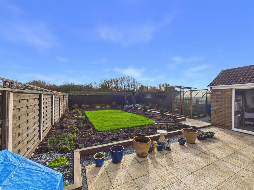 Marlborough Drive, Mablethorpe photo 2