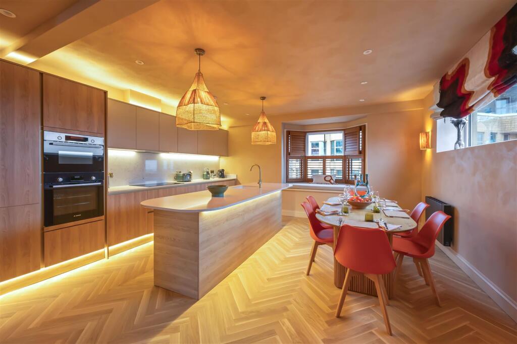 Main image of property: Queen Square, Brighton