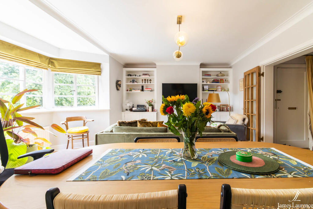 Viceroy Close, Edgbaston, Birmingham photo 5