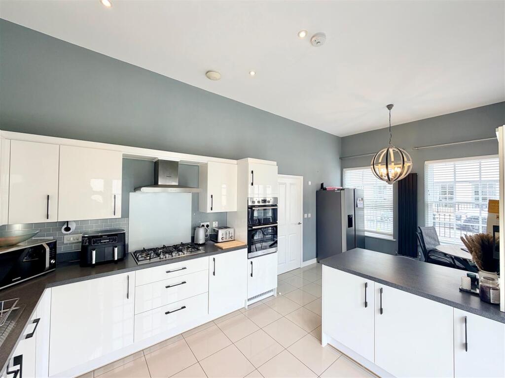 House in Plymouth, Elburton Village - View 5