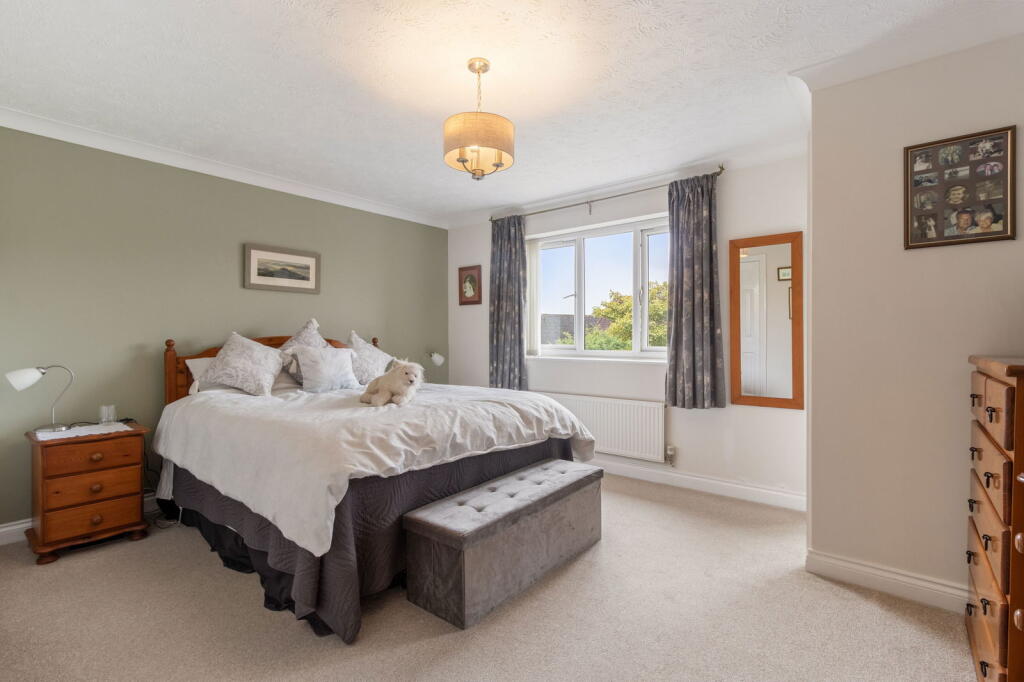 House in Malvern Hills, Leigh - View 4