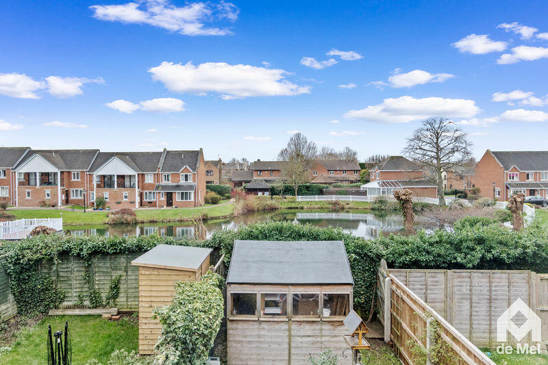 Chiltern Avenue, Bishops Cleeve, Cheltenham, GL52 photo 3